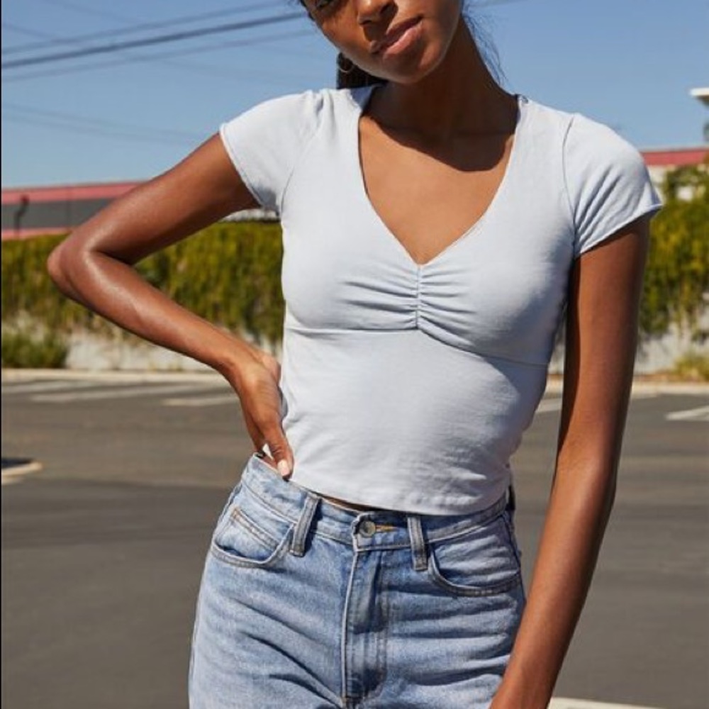Gina cinched white top